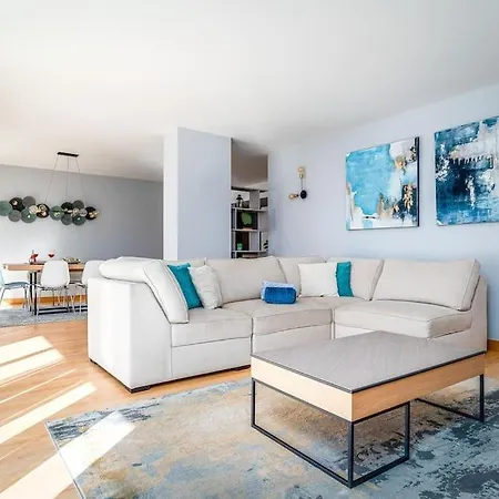 Marina Serenity Apartment *